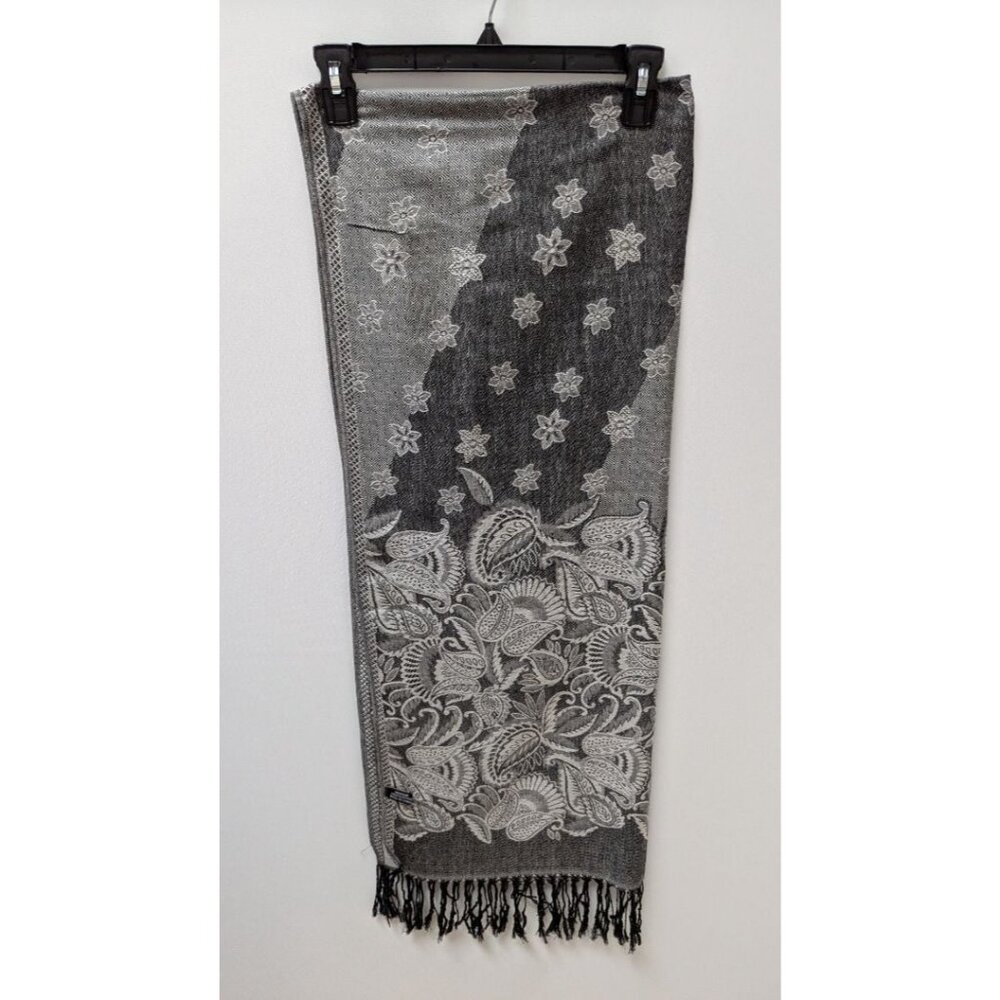 Grey Printed Oversized Pashmina-Style Scarf